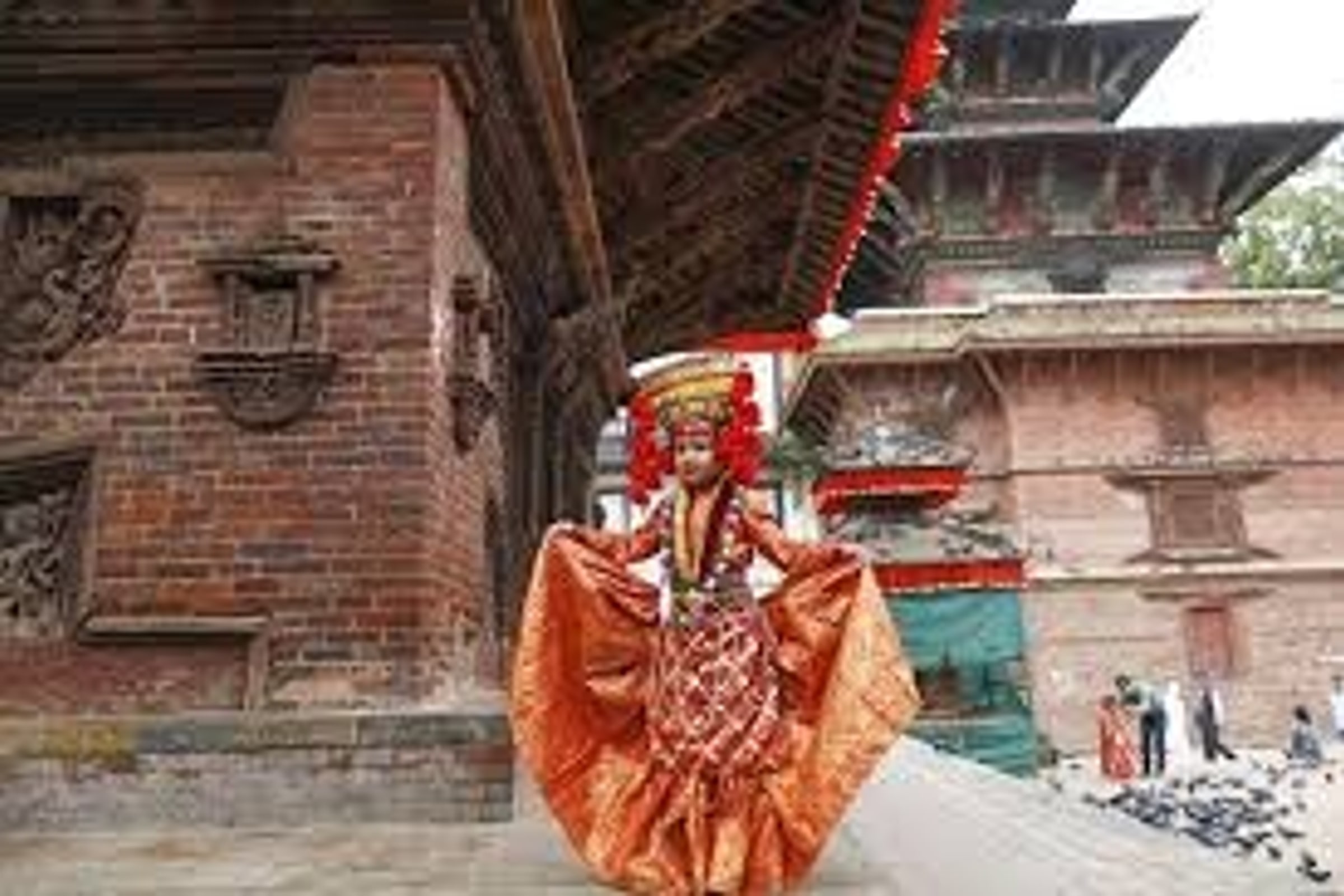Nepal Golden Triangle: Heritage, Wilderness & Lakes